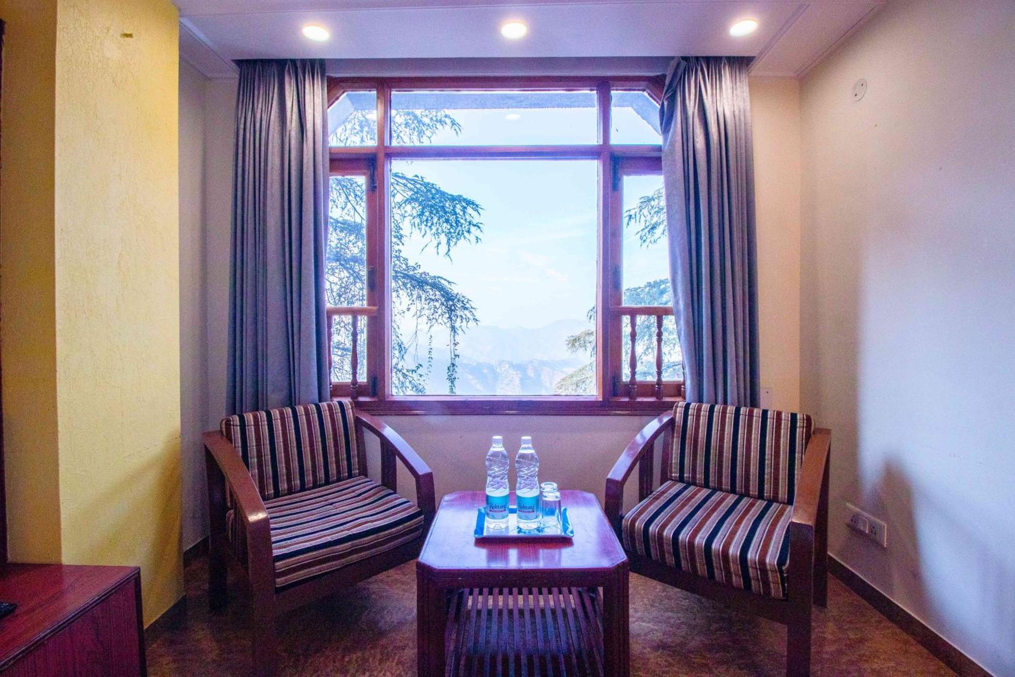 Treebo Varuna With Mountain View 西姆拉 外观 照片